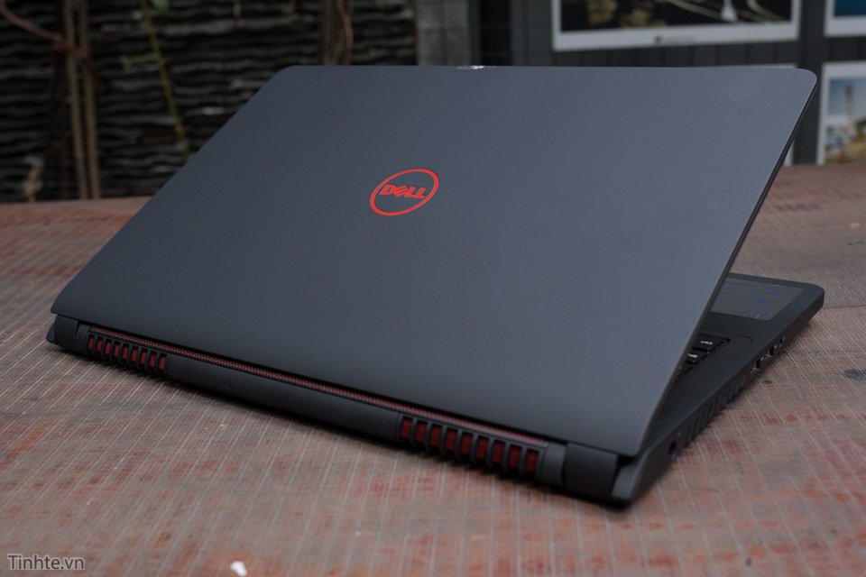 Cho thuê Laptop Dell Inspiron core i5 7559